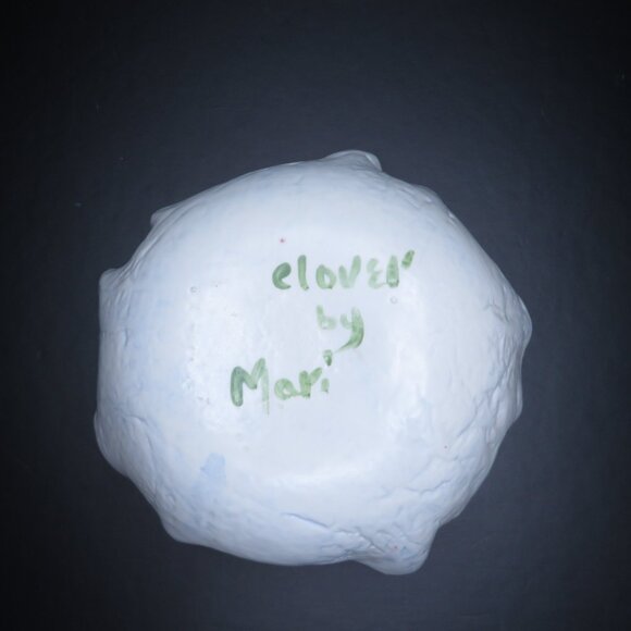 Handmade Red Clover Pottery Dish - Picture 3 of 3